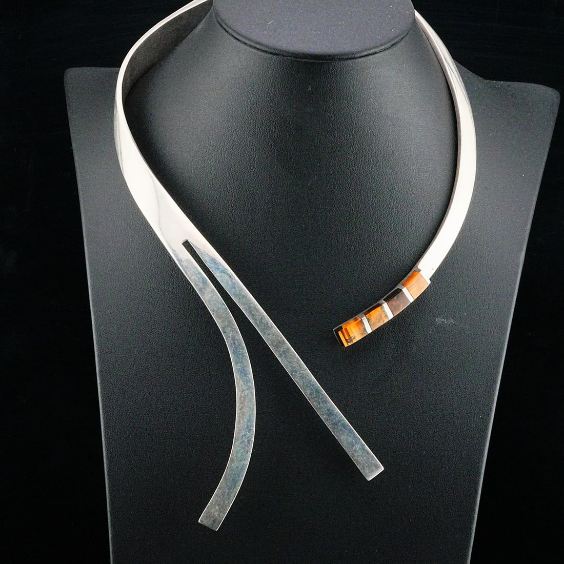 Taxco Mexico Sterling Silver and Tiger's Eye Necklace: Taxco Mexico Solid Sterling Silver and Tiger's Eye Modernist Collar Necklace - An exceptional vintage Taxco Mexico collar necklace crafted in solid sterling silver and accented with richly polished ti