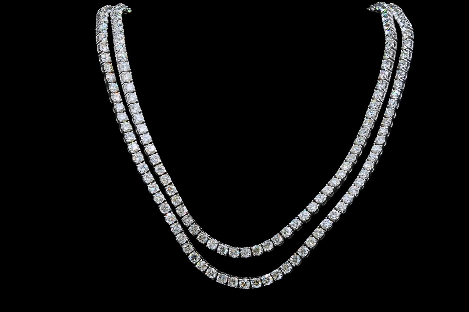 39.05ctw VS2-SI1/G-H Diamond and 18K 31" Necklace: 39.05ctw VS2-SI1/G-H Brilliant Round Cut Diamond and 18K White Gold 31" Tennis Necklace - This item will come with a $179,000 insurance valuation report in the winning bidder's name by a graduate