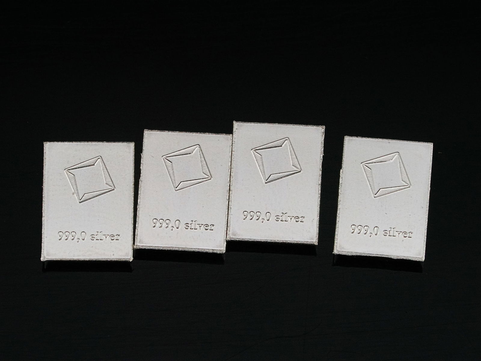 Lot of (4) Valcambi Suisse 1 Gram .999 Silver Bars (1 of 2)