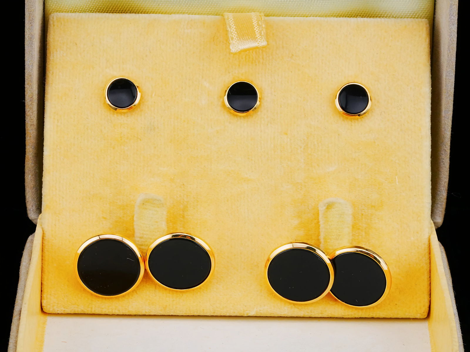 Brooks Brothers 14K Gold and Onyx Cufflinks/Stud Set: Brooks Brothers 14K Yellow Gold and Onyx Cufflinks/Stud Set W/Original Box - A classic and sophisticated dress set by Brooks Brothers, crafted in solid 14K yellow gold and accented with rich black ony