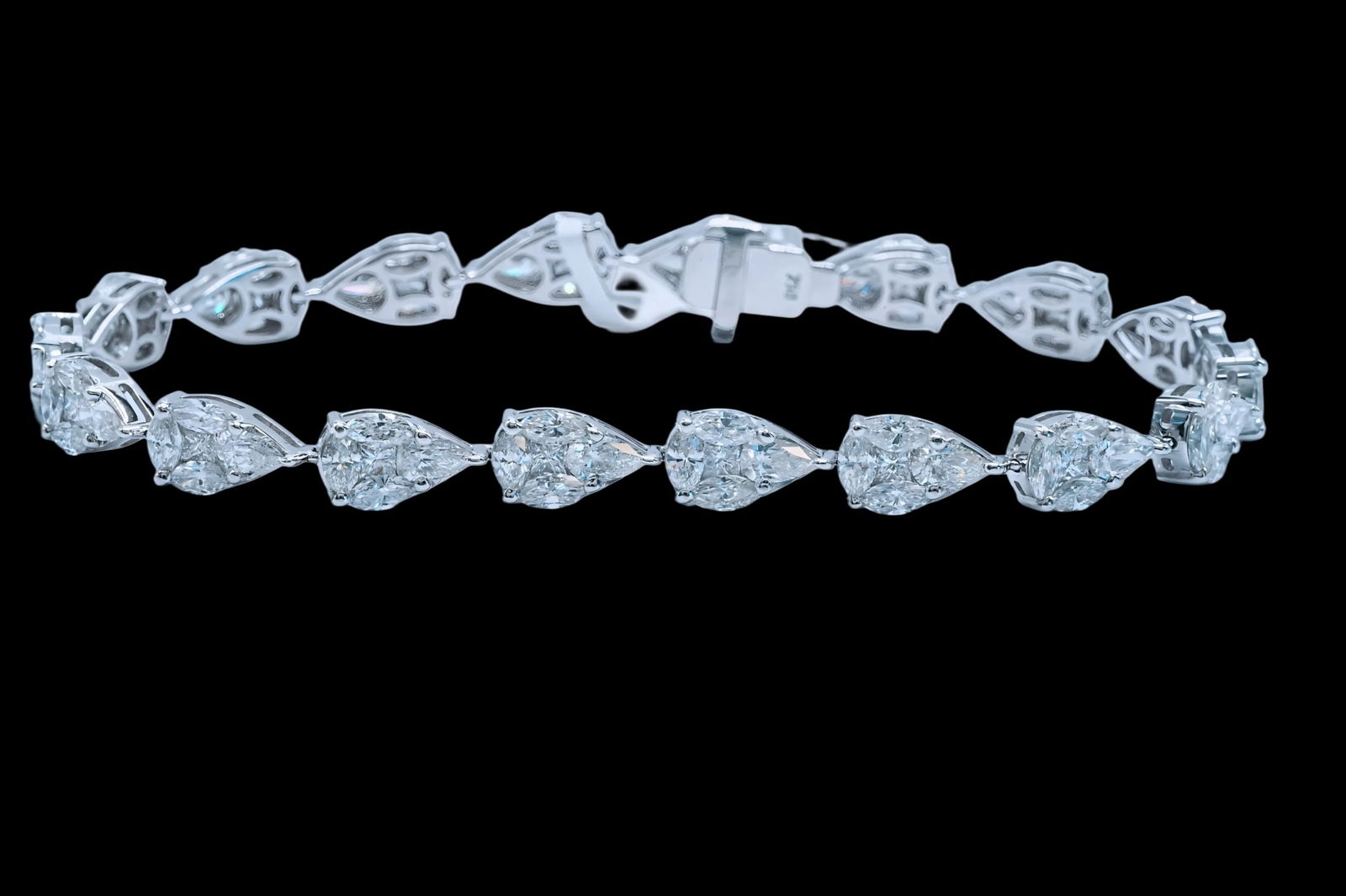 7.40ctw Diamond and 18K White Gold 7.5" Line Bracelet (1 of 6)