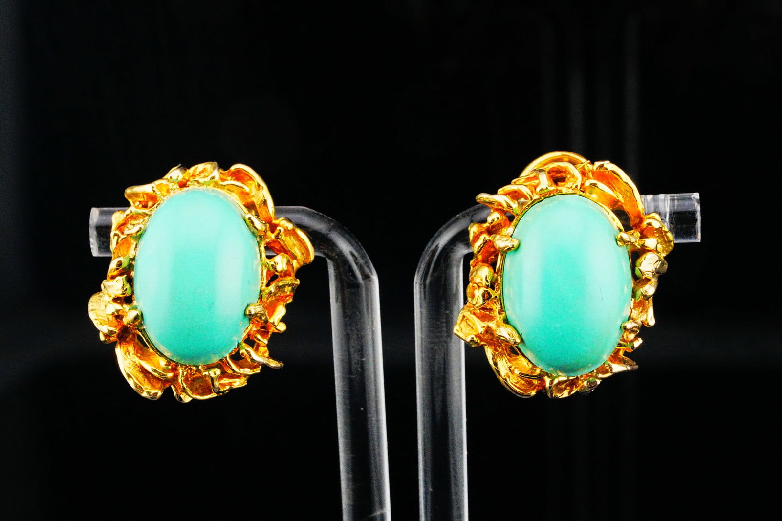 17.5mm Turquoise Cabochon and 14K Brutalist Earrings (1 of 4)