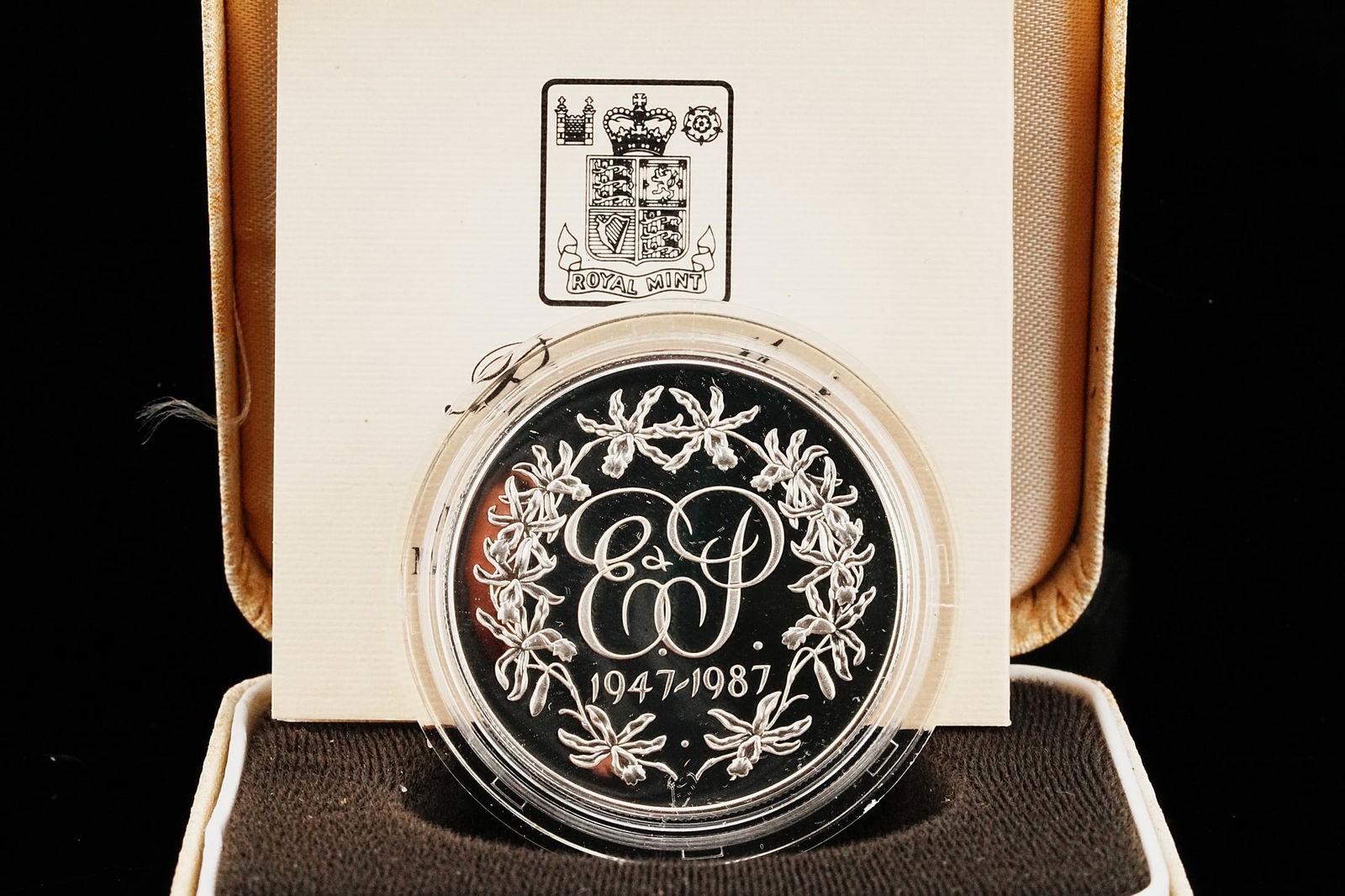 1987 Cayman Islands Sterling Silver $5 Proof Coin: 1987 Cayman Islands Sterling Silver $5 40th Wedding Anniversary Proof Coin Only 2000 Made W/Box and COA - A beautifully struck 1987 Cayman Islands $5 Silver Proof Crown, issued to commemorate the