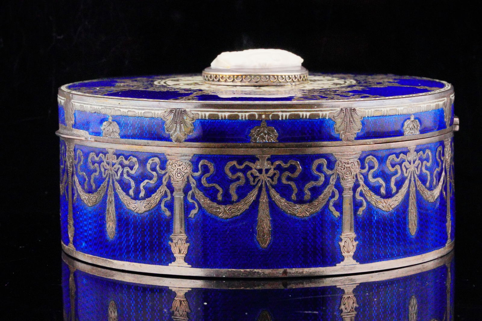 Solid Silver and Guilloche Enamel Round Box - 5