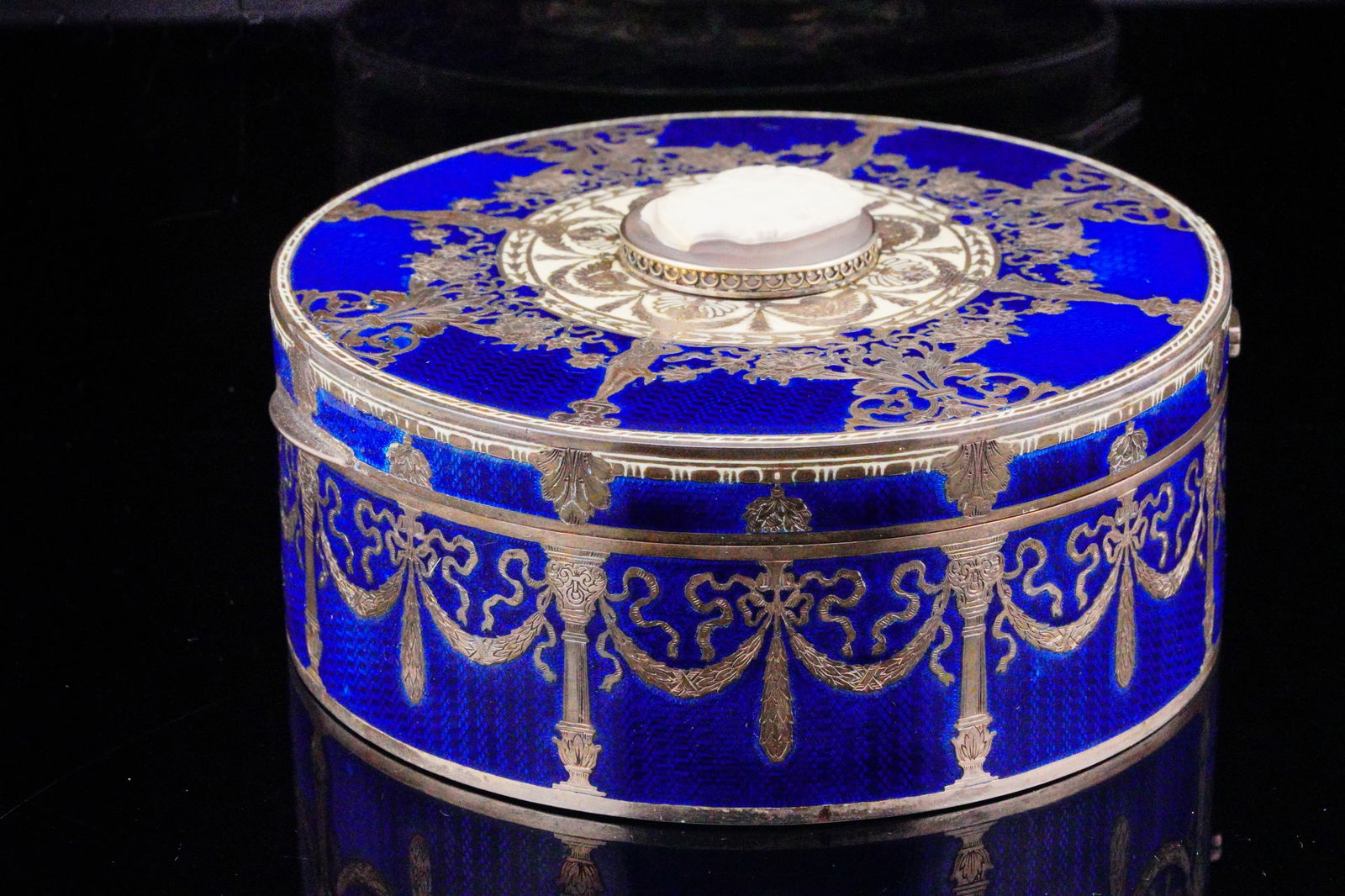 Solid Silver and Guilloche Enamel Round Box - 6