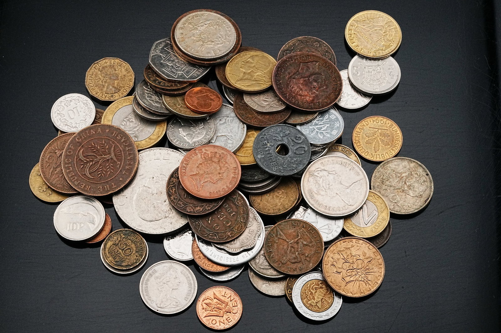 Mixed Lot of Unsearched World Coins (Approx. 1 LB) (1 of 2)