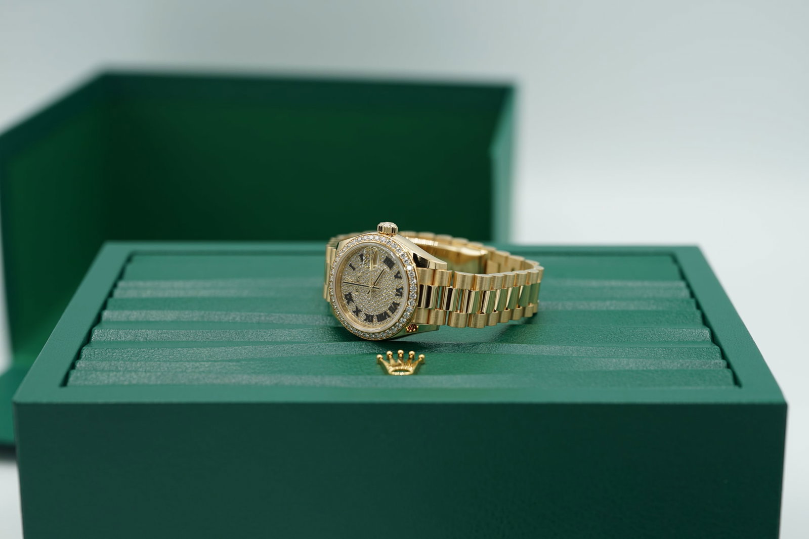 Rolex Lady Datejust 28mm Diamond Solid 18K Watch - 3