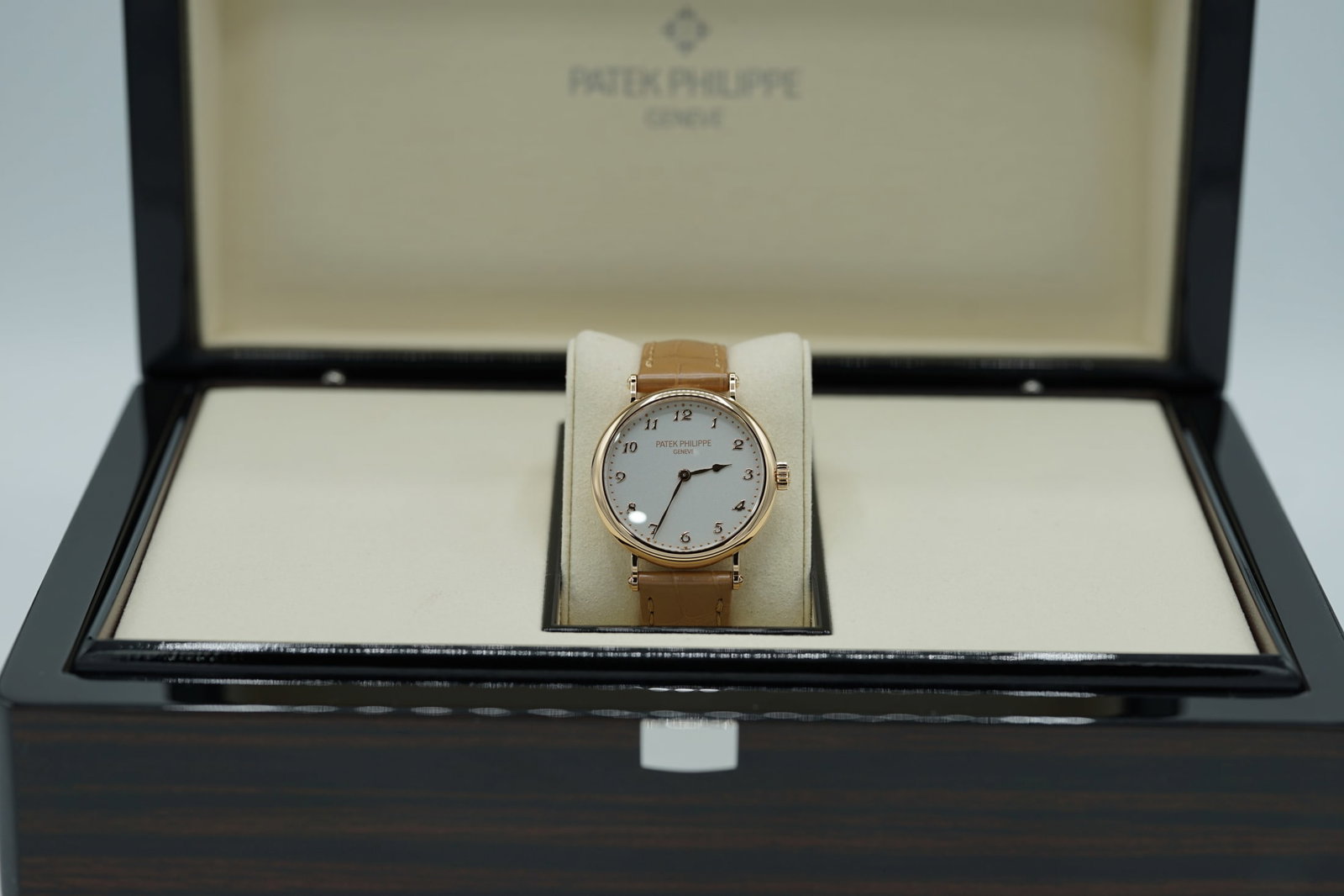 Patek Philippe Calatrava Ultra-Thin 35mm 18K Watch (1 of 12)