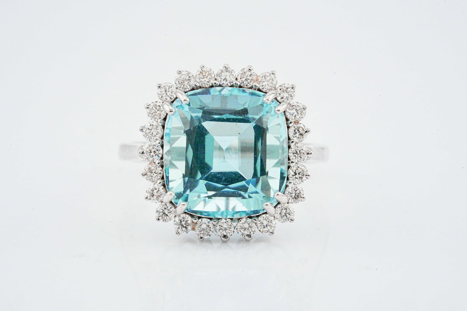 6.70ct Aquamarine, 0.60ctw Diamond and 18K Ring (1 of 6)
