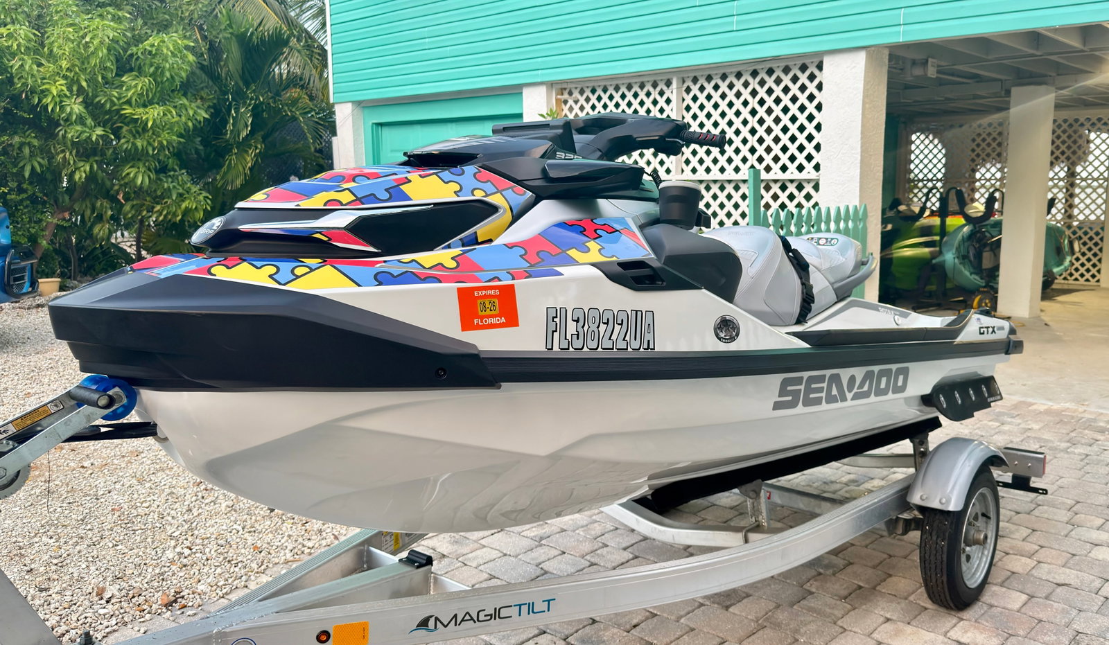 2025 Sea-Doo GTX Limited 325: 2025 Sea-Doo GTX Limited 325 - Experience the ultimate in luxury and performance with the 2025 Sea-Doo GTX Limited 325, the top-tier touring personal watercraft on the market. Powered by the state-of-