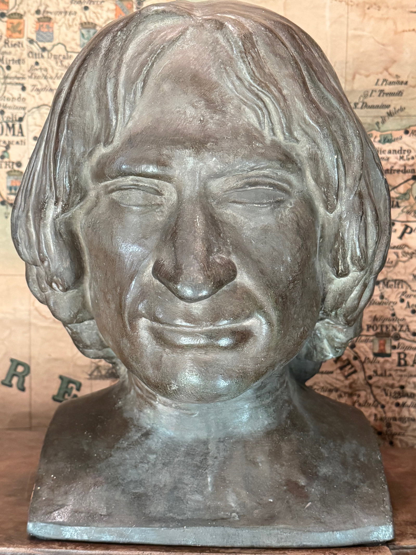 Florentine Bronze Ceramic Bust of Lorenzo de' Medici: A Florentine Bronze Ceramic Bust of Lorenzo de' Medici, The Magnificent - This striking bust, crafted in Florence between 1920 and 1938, masterfully depicts Lorenzo de' Medici (1449-1492), the renowne
