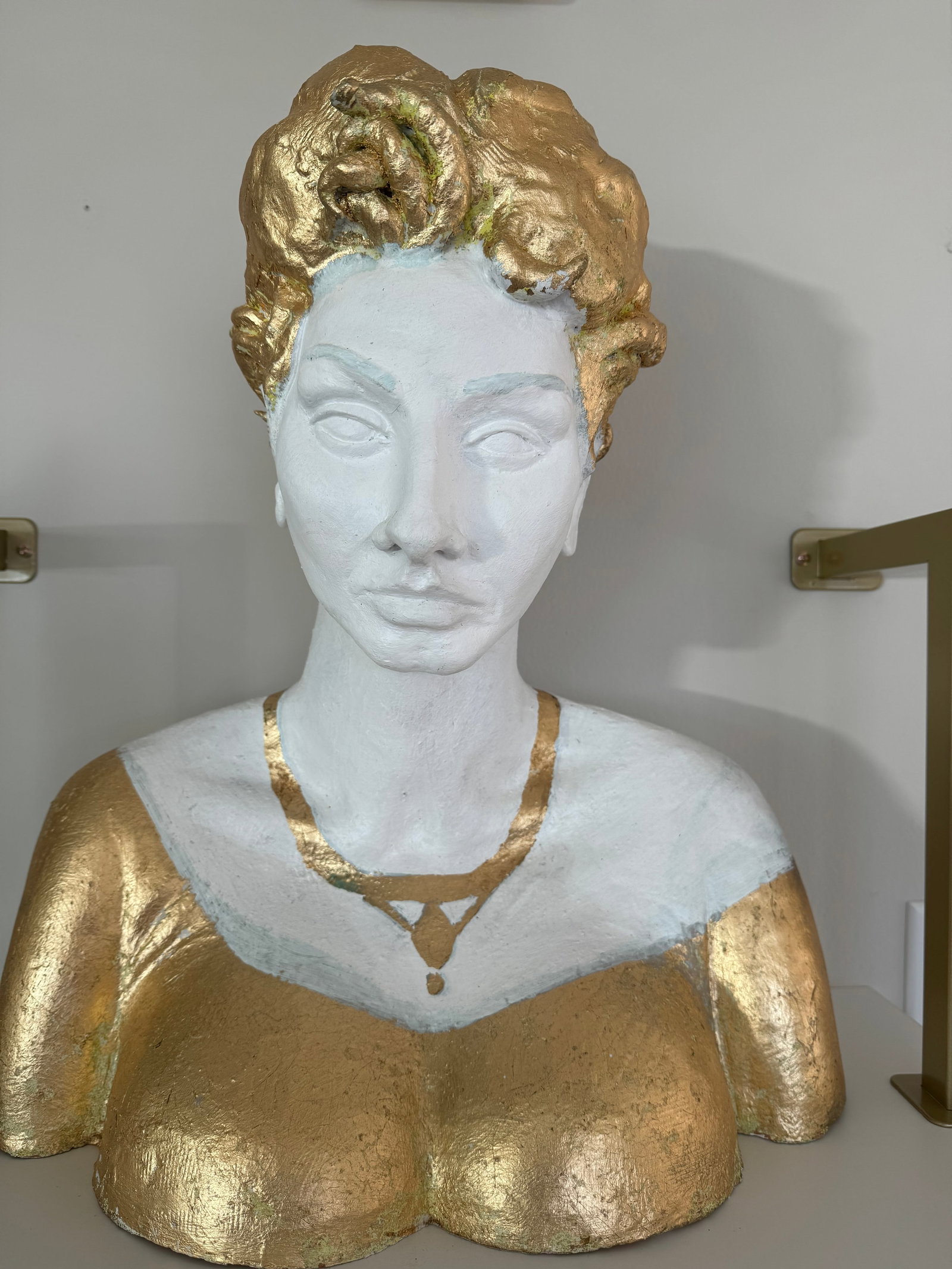 "Sophia Loren" Bust Made by Lorenzo de' Medici: "Sophia Loren" Ceramic and Gold Leaf Bust Made by Lorenzo de' Medici - A refined and highly personal sculptural tribute titled "Sophia Loren," executed in ceramic with gold leaf by Lorenzo de' Medici.