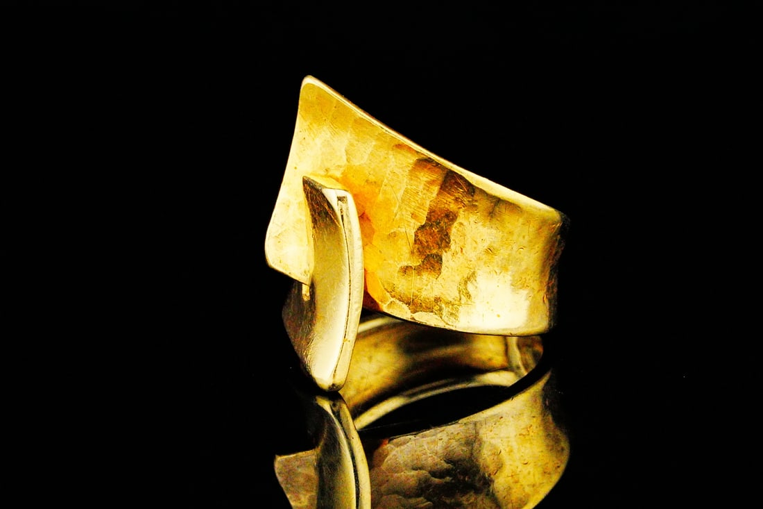 Italian Solid 18K Yellow Gold Geometric Ring - 4