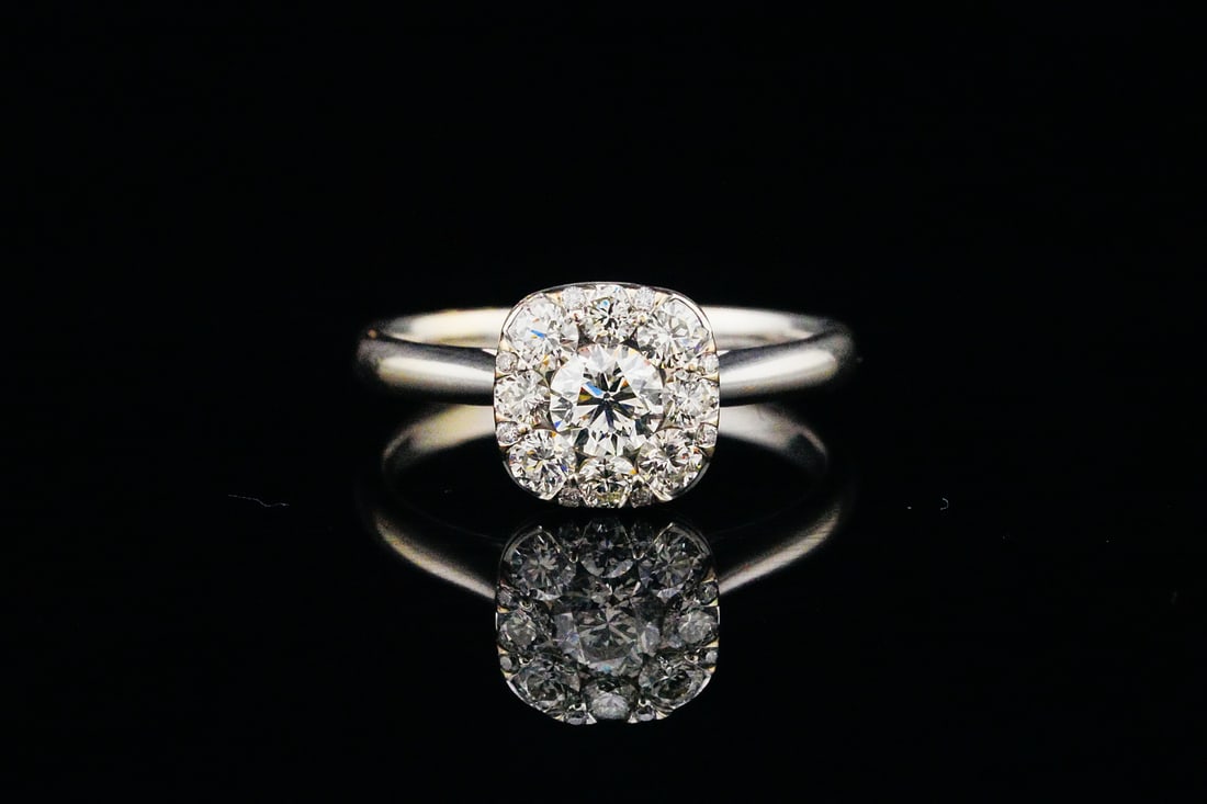 14K White Gold and 0.55ctw Diamond Ring (1 of 6)