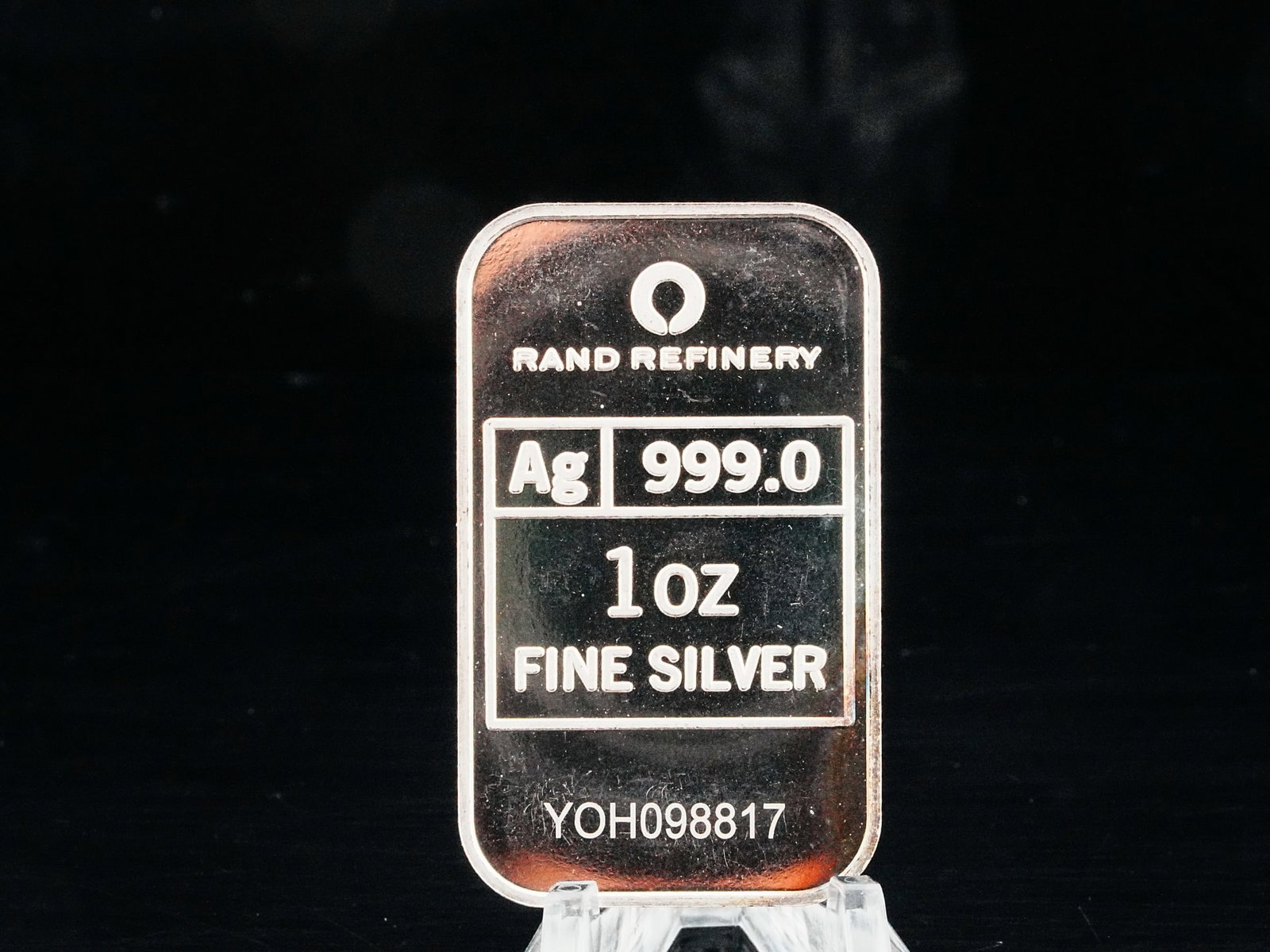 Rand Refinery 1 Oz .999 Silver Year of the Horse Bar: Rand Refinery 1 Troy Ounce .999 Fine Silver 2014 Year of the Horse Art Bar - A beautifully struck bullion bar produced by the renowned Rand Refinery, containing 1 troy ounce of .999 fine silver. This 