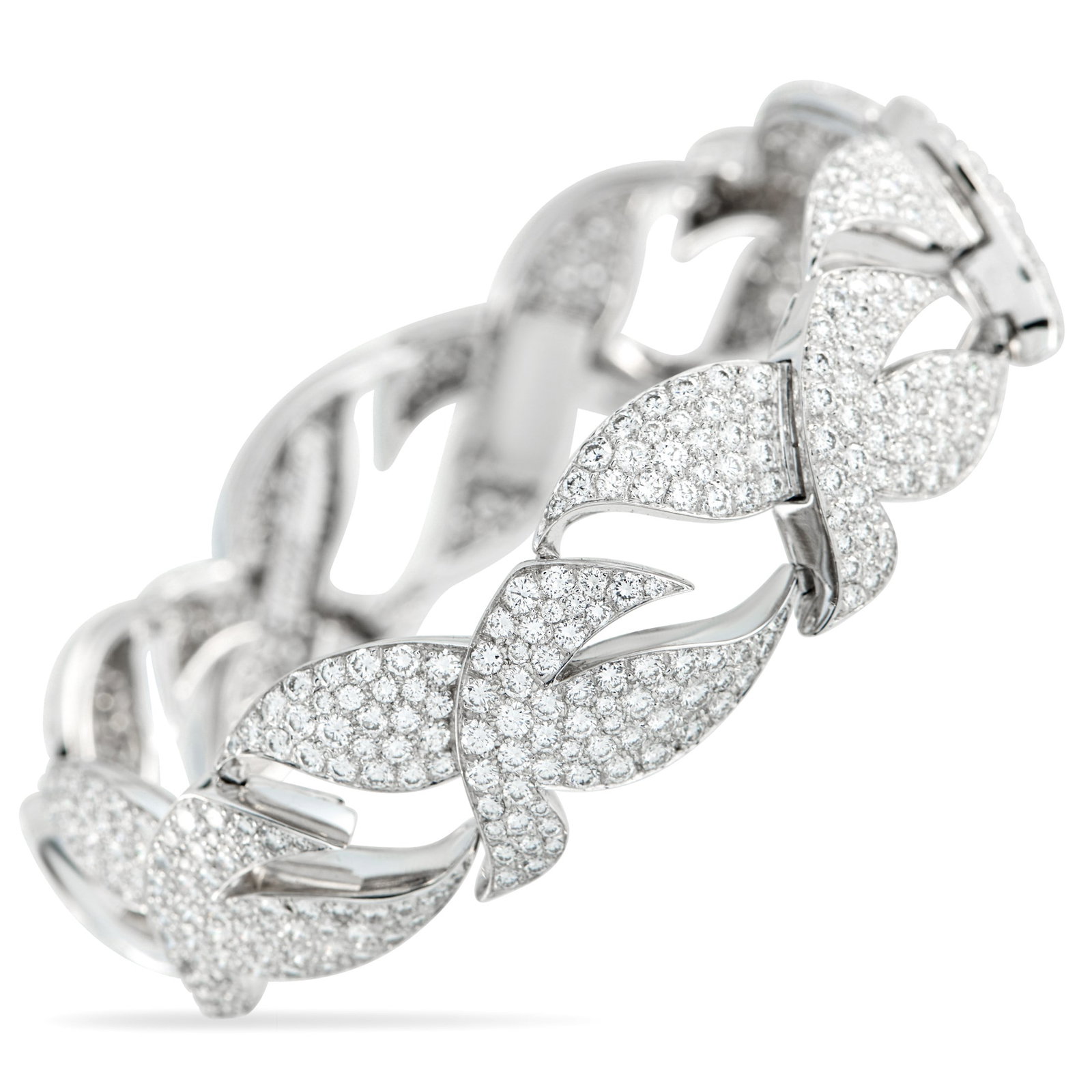 Cartier Dove of Peace 15.00ctw Diamond and 18K Bracelet: Cartier Dove of Peace 15.00ctw Diamond and 18K White Gold Bracelet W/Box - This extraordinary Cartier Dove of Peace bracelet is crafted in 18K white gold and features a striking series of stylized dov
