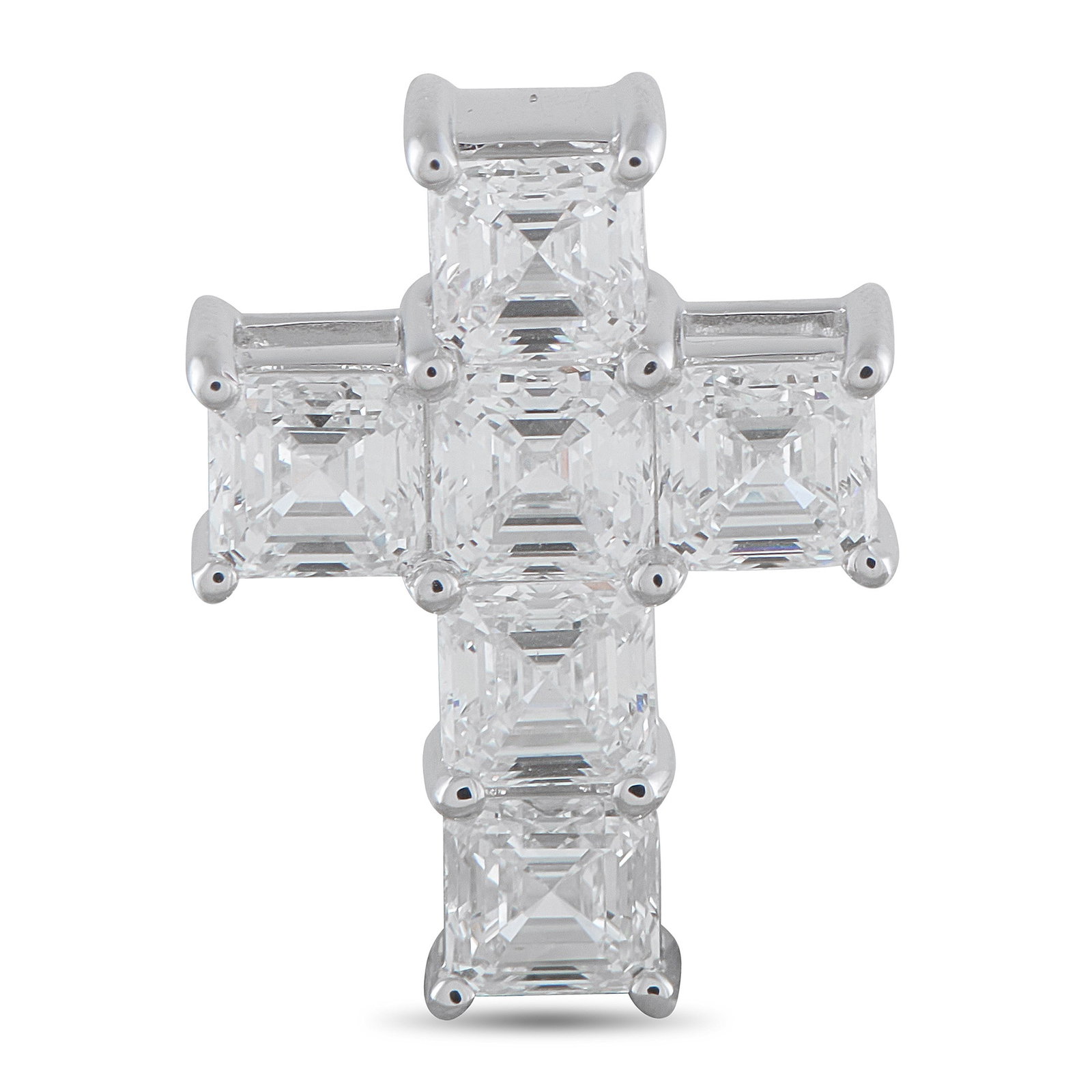3.80ctw Diamond and 18K White Gold 0.75" Cross Pendant: 3.80ctw VS2-SI1/G-H Diamond and 18K White Gold 0.75" Cross Pendant - A timeless symbol of faith and elegance, this exquisite cross pendant is adorned with shimmering Ascher cut Diamonds with a total w