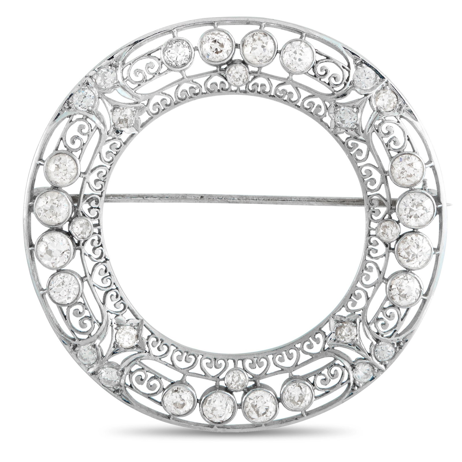 3.75ctw Diamond and Platinum 1.90" Vintage Brooch: 3.75ctw VS1-VS2/G-H Diamond and Platinum 1.90" Vintage Wreath Brooch - A graceful expression of Edwardian-inspired elegance, this vintage wreath brooch is exquisitely crafted in Platinum with delicate