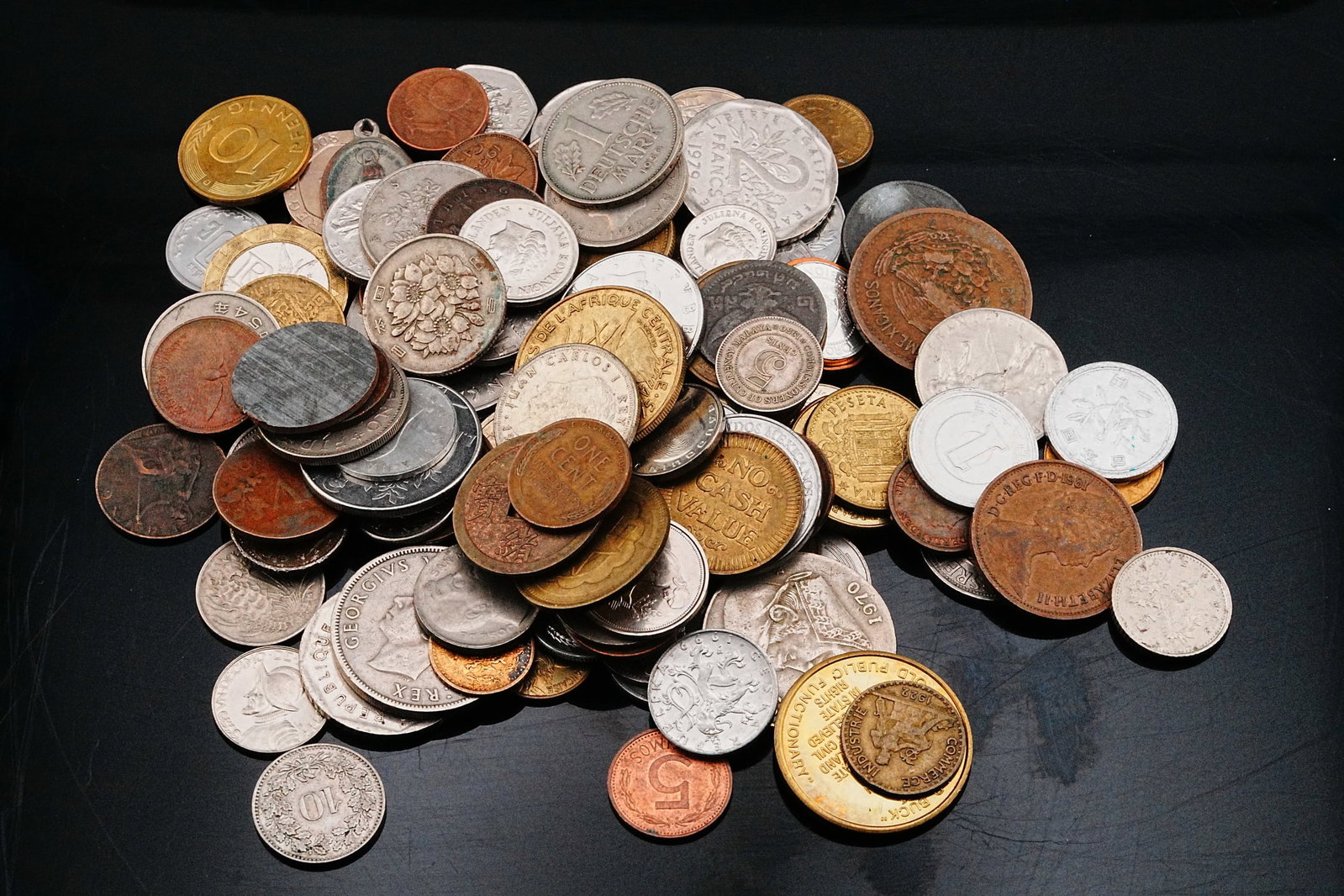 Mixed Lot of Unsearched World Coins (Approx. 1 LB) (1 of 2)
