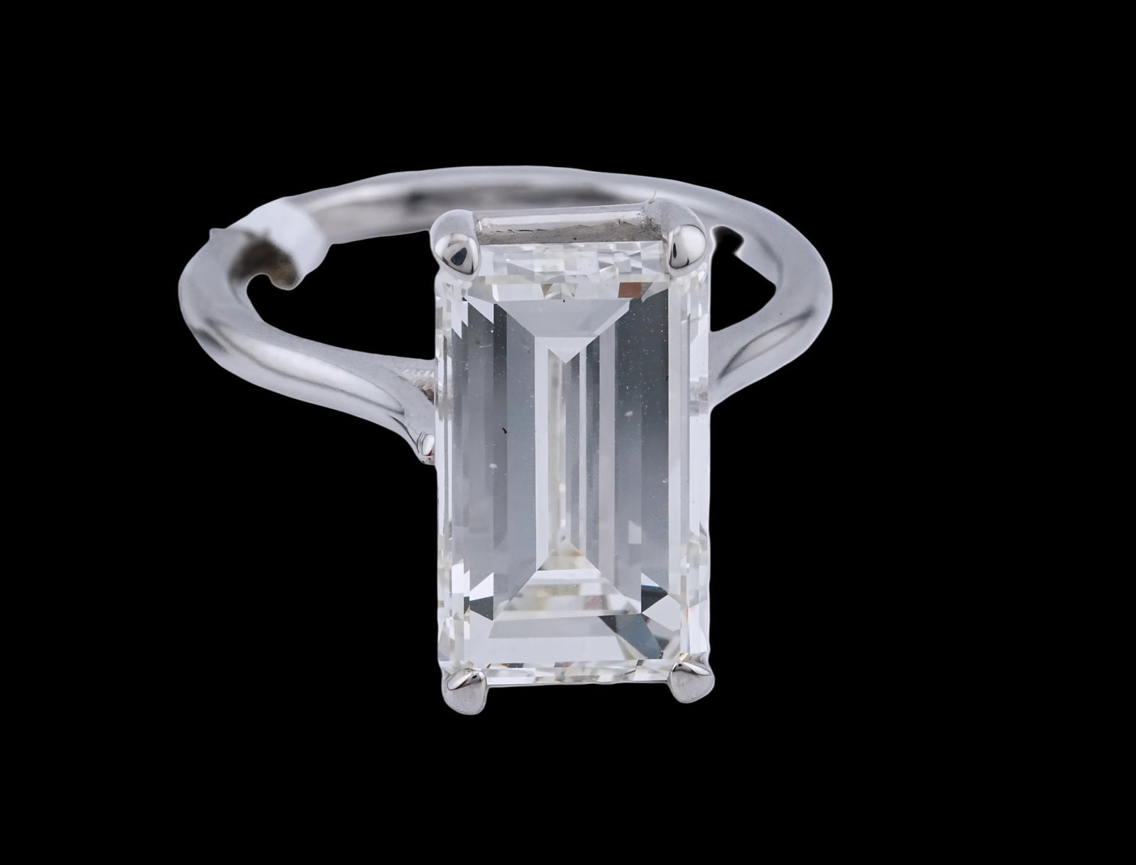 5.34ct GIA VS1/K Emerald Cut Diamond and 14K Ring: 5.34ct GIA Certified VS1/K Emerald Cut Diamond and 14K White Gold Solitaire Ring - THIS ITEM WILL COME WITH A $305,500 INSURANCE VALUATION REPORT. A striking solitaire ring showcasing a GIA certified 