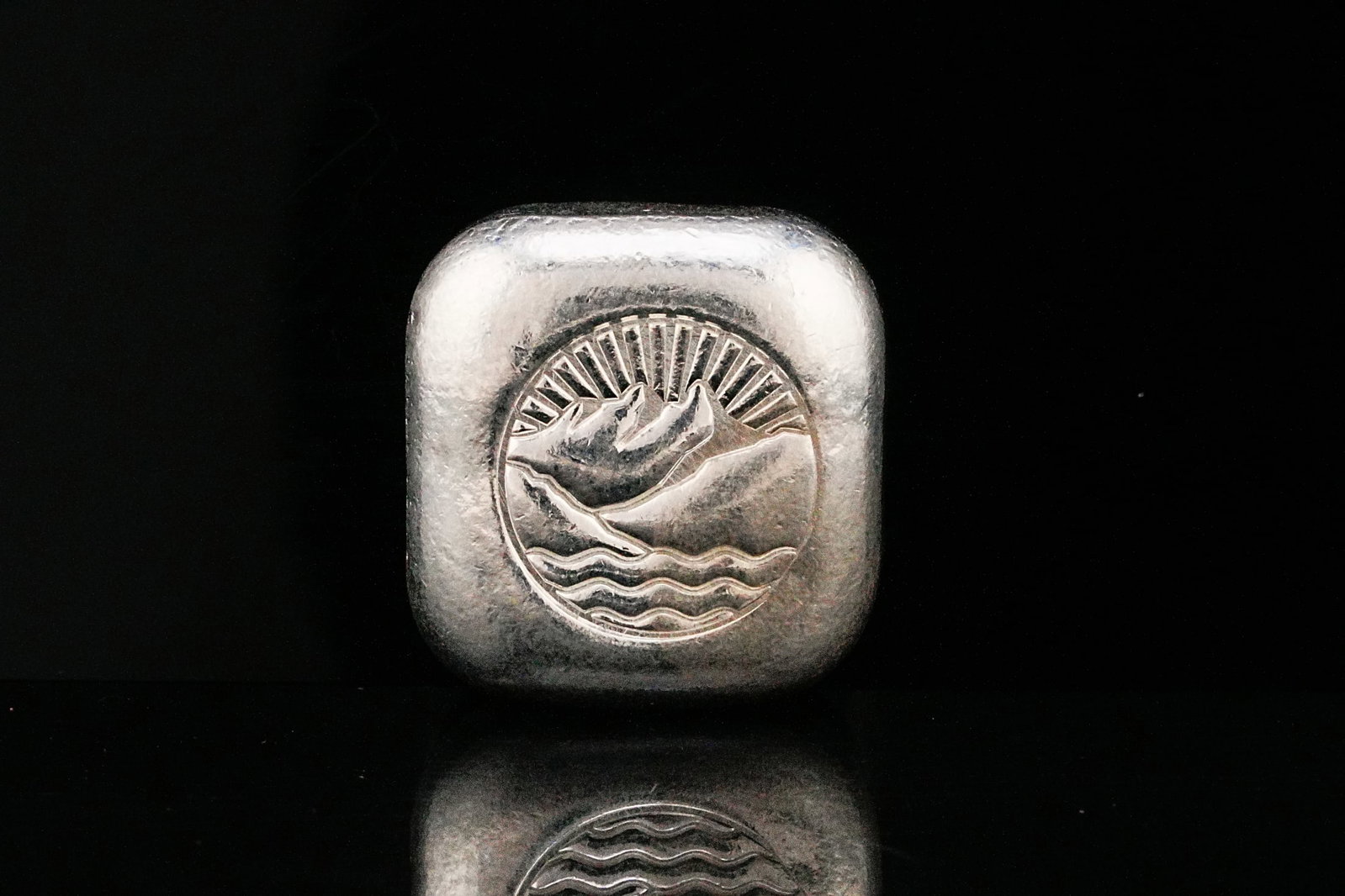 First Mint 1 Troy Ounce .999+ Fine Silver Bullion Cube (1 of 2)