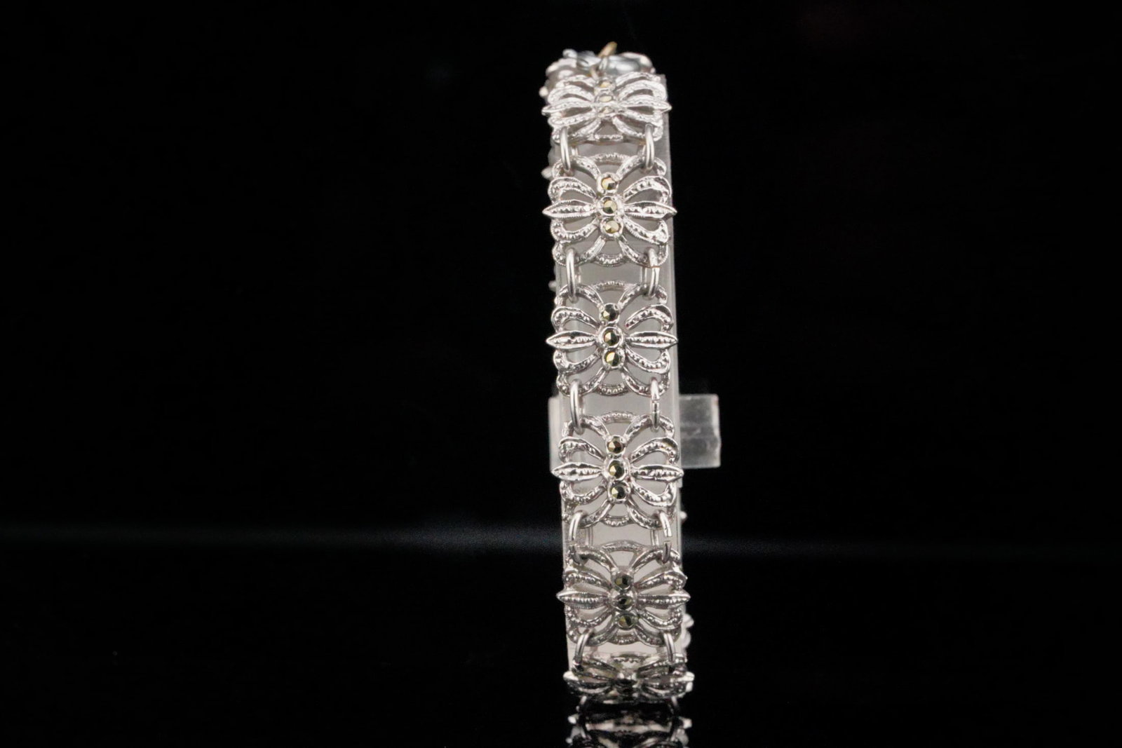 Marilyn Monroe Personally Owned Silver Tone Bracelet - 4