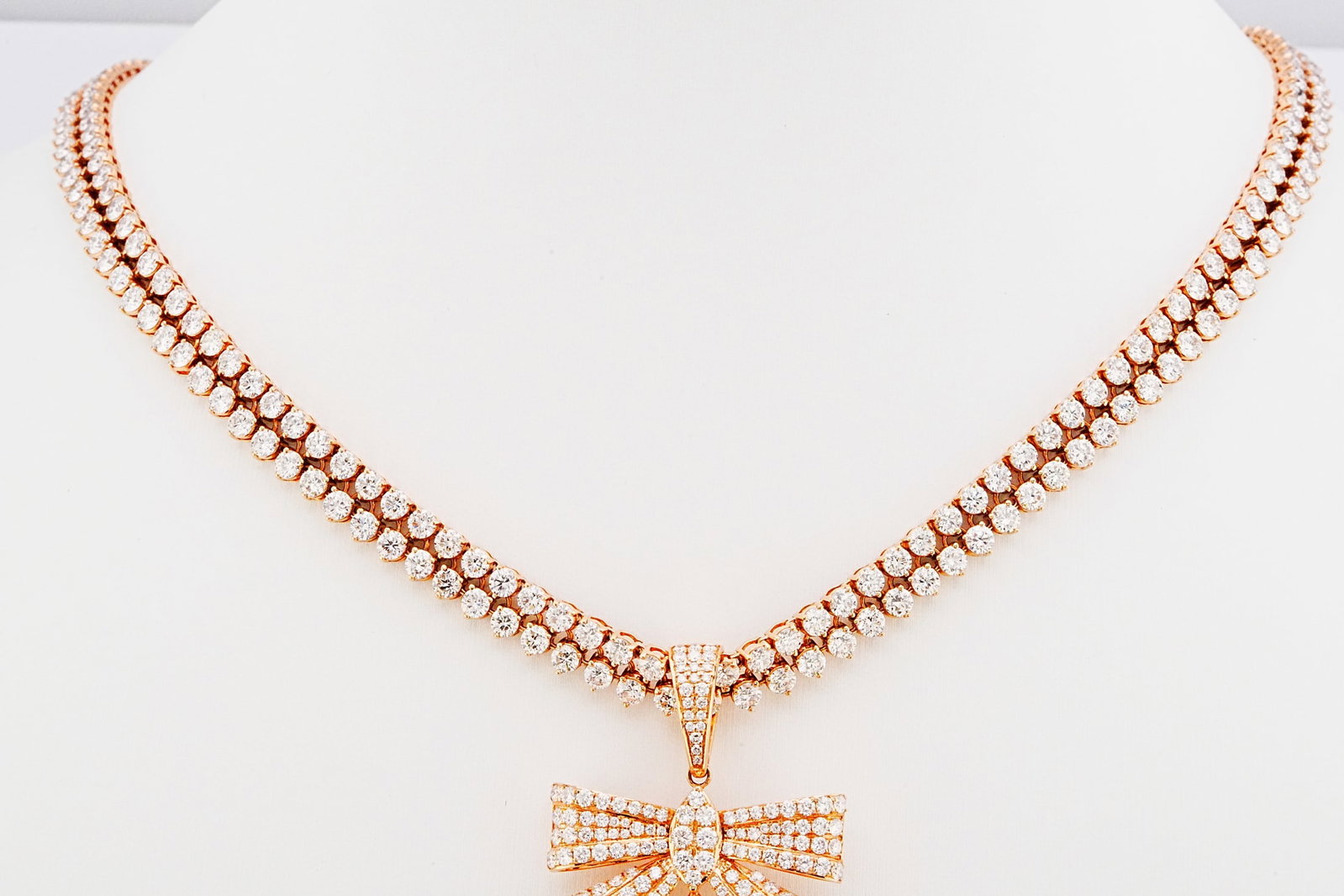 34.00ct Morganite, 22.20ctw Diamond and 18K Necklace - 3