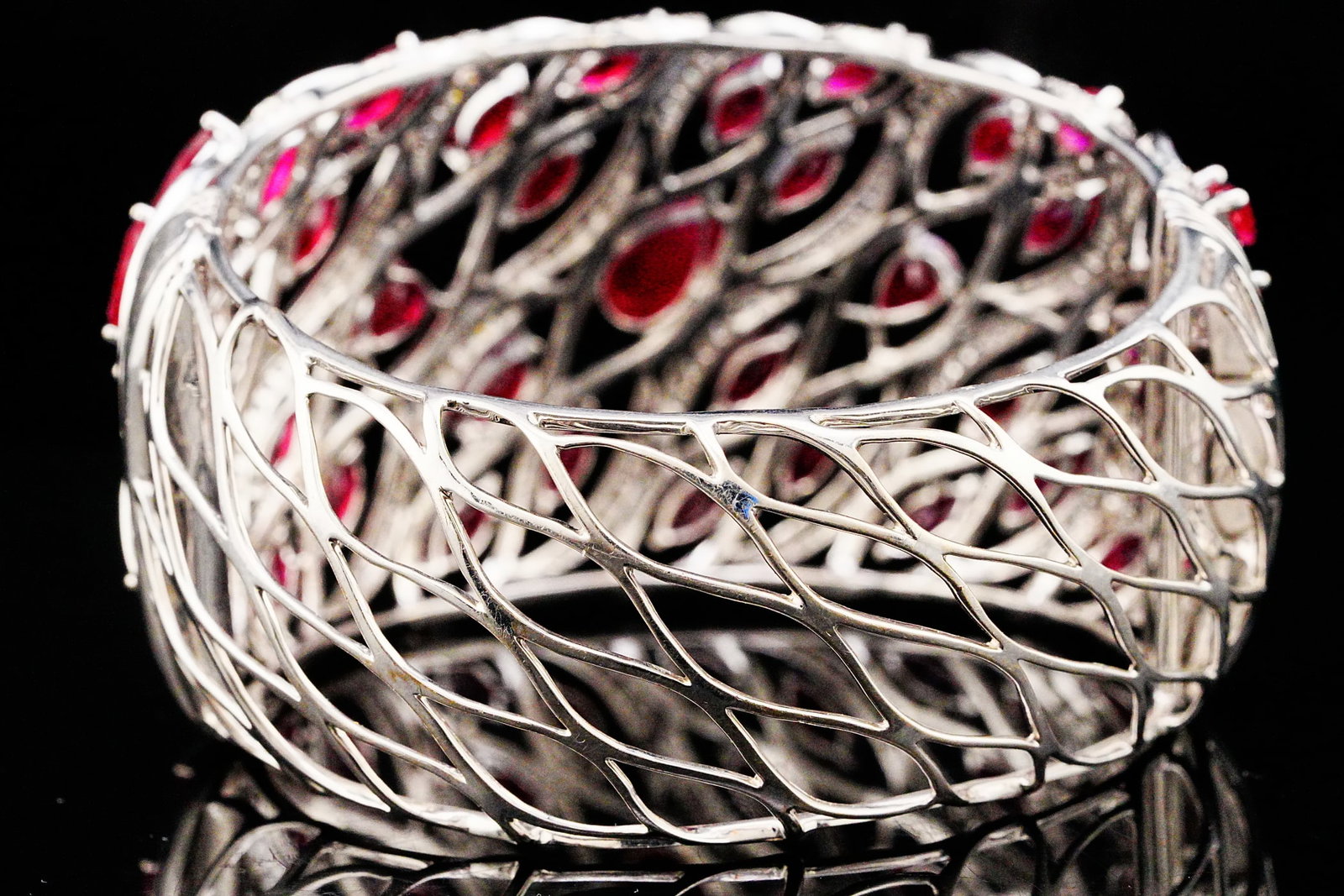 29.00ctw Ruby, 6.20ctw Diamond and 18K Bangle - 6