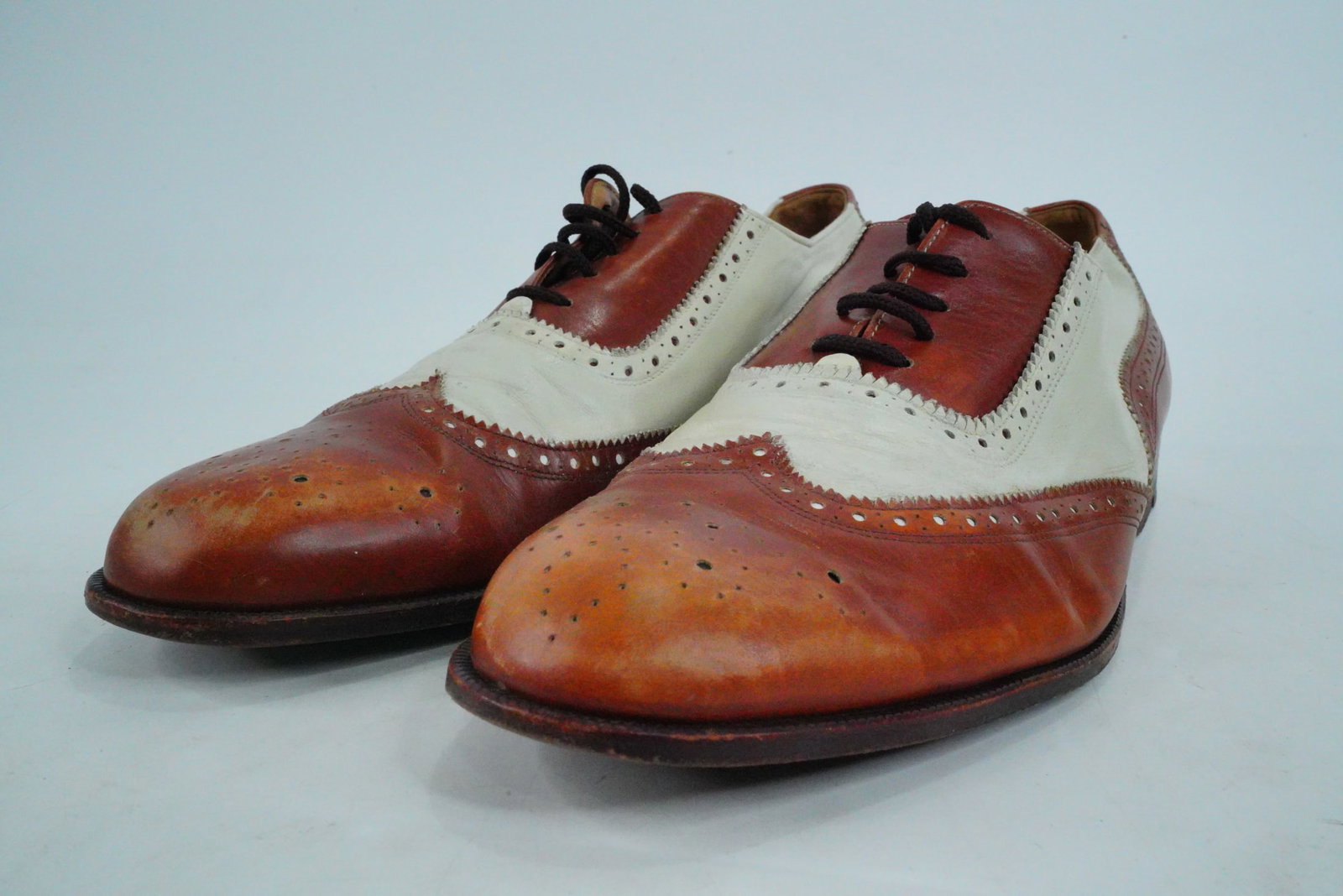 Martin Lawrence "Claude Banks" Wingtip Shoes, Life: Martin Lawrence "Claude Banks" Leather Wingtip Dress Shoes, Life (1999) - Step into the shoes of comedy legend Martin Lawrence, literally, with this pair of screen-worn leather wingtip dress shoes, wo