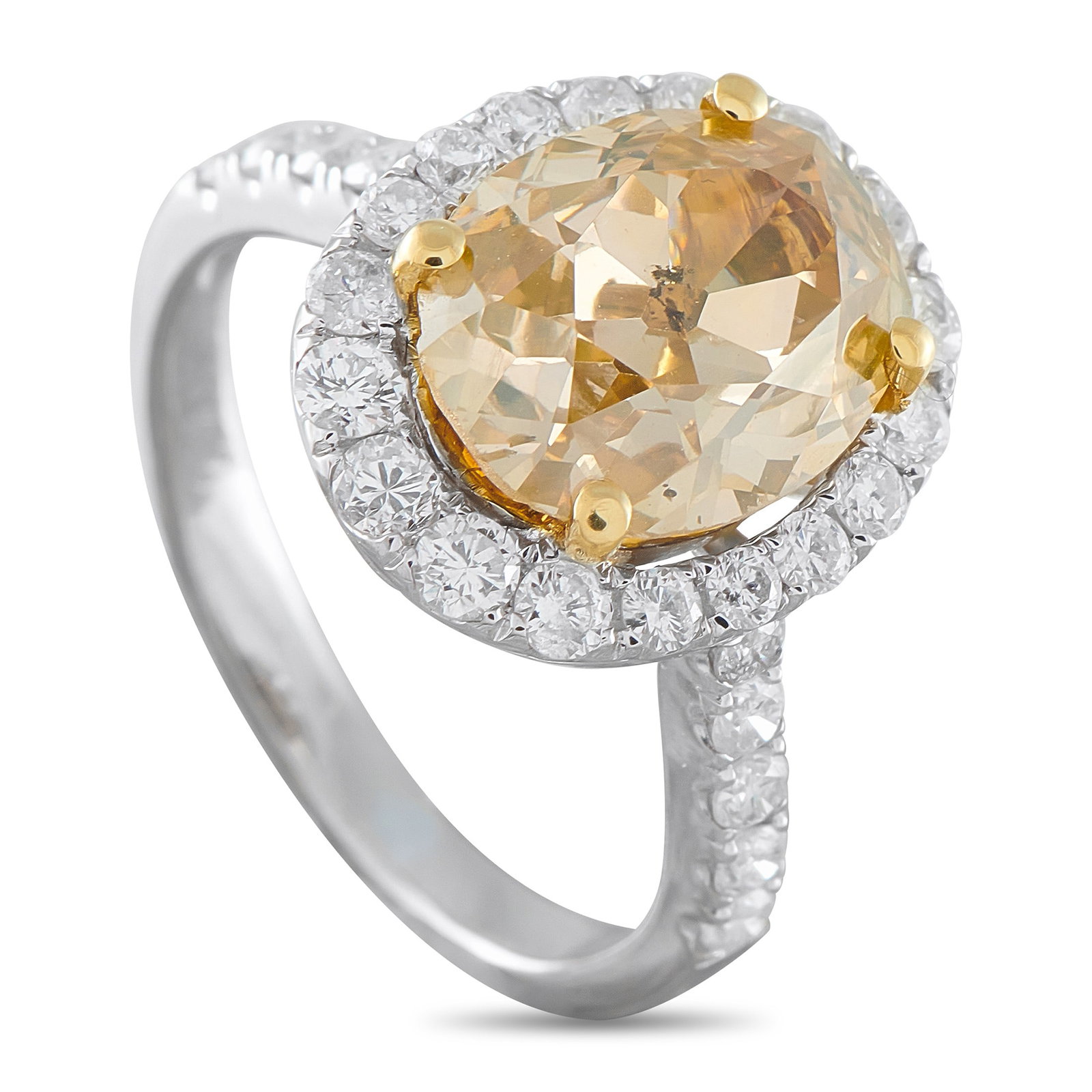 4.40ctw Yellow and White Diamond 18K White Gold Ring: 4.40ctw Yellow and White Diamond 18K White Gold Ring - This elegant ring centers on a striking warm-hued yellow diamond weighing approximately 3.85 carats, secured in yellow gold prongs that beautiful