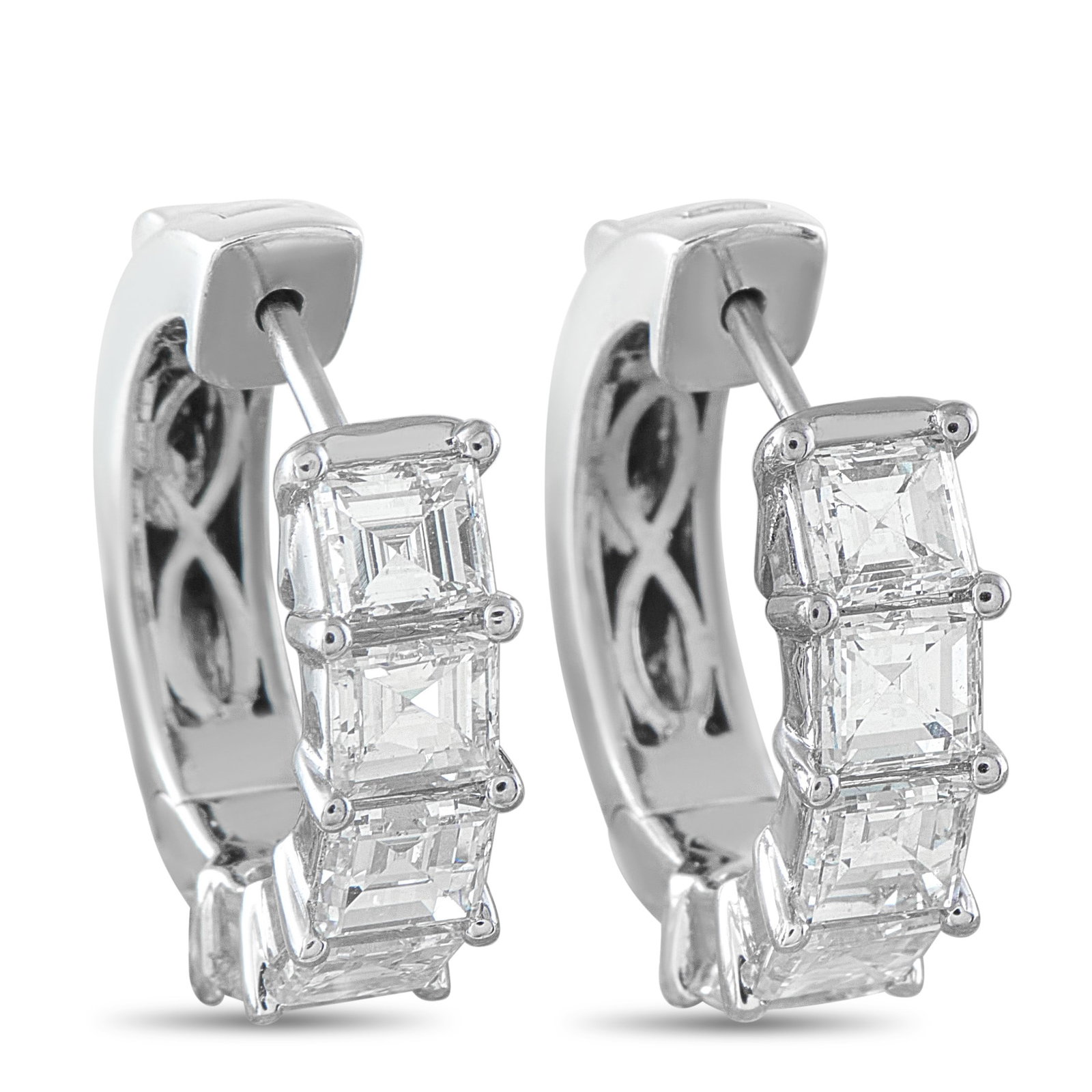 3.05ctw Diamond and 18K White Gold 0.70" Earrings: 3.05ctw VS2-SI1/G-H Diamond and 18K White Gold 0.70" Earrings - These elegant earrings showcase square-cut diamonds totaling approximately 3.05 carats, expertly arranged to maximize their brilliance a