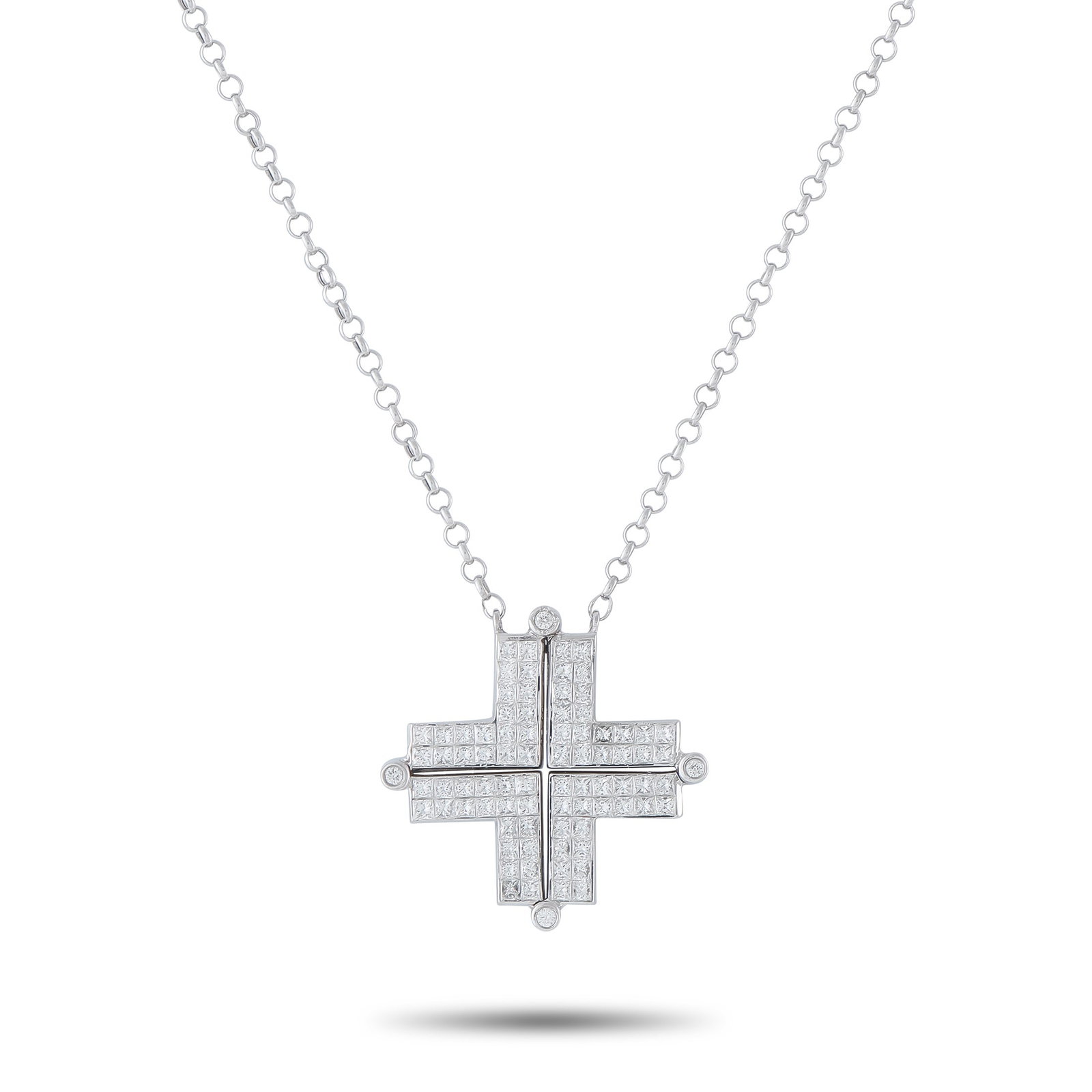 1.50ctw Diamond and 18K White Gold 16" Necklace: 1.50ctw SI1-SI2/G-H Diamond and 18K White Gold 16" Necklace - This sophisticated necklace showcases a sleek geometric pendant crafted in 18K white gold and illuminated by approximately 1.50 carats of