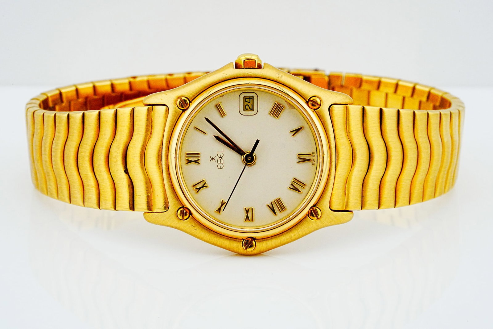 Ebel Sportwave 26mm 18K Yellow Gold Watch Ref. 883908 (1 of 6)