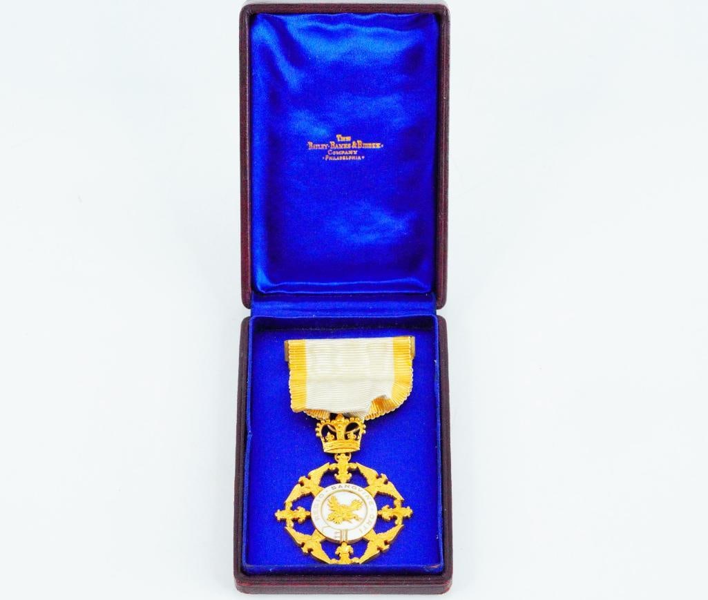 Bailey Banks Biddle Solid 14K Royal Descent Medal: Bailey Banks Biddle Society of Americans of Royal Descent Solid 14K Yellow Gold Medal Presented to James Alexander Ventress - This is an original 14k yellow gold medal from the National Society of Ame