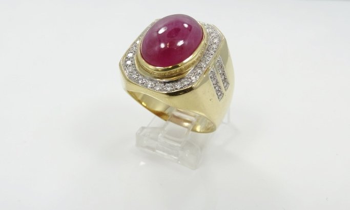Vintage Men's Solid 18K Yellow Gold Ring W/8.00CT Ruby (1 of 4)