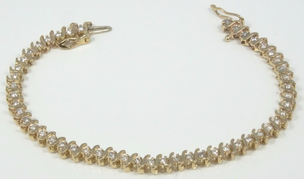 3.06CTW Genuine VS2-SI1/F-G Fiery White Diamond & SOLID (1 of 4)