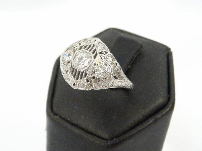 Art Deco 1.00CTW Mine-Cut Diamond & Plat. Ring (1 of 3)