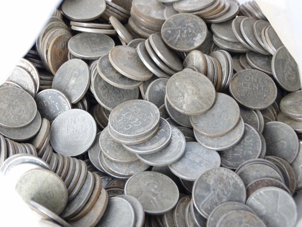 Huge Unsearched Lot of Wheat Pennies (1 of 3)