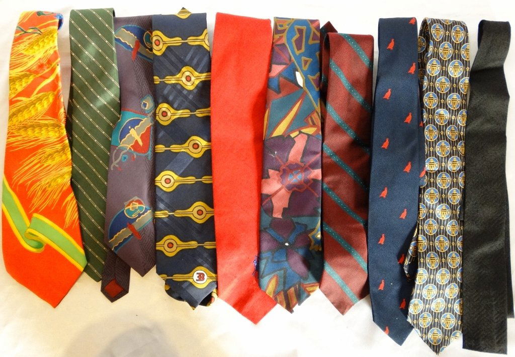 (10) Designer Neck Ties Gucci & More (1 of 5)