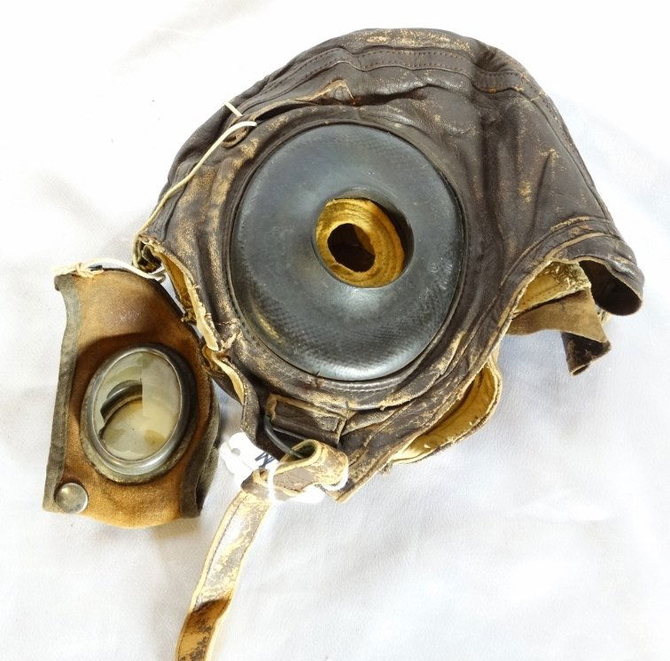 WWII Army Air Forces Pilot Cap W/Goggles (1 of 4)