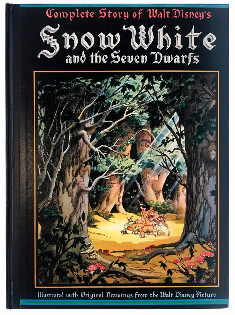 Snow White and the Seven Dwarf Complete Story: Grosset & Dunlap New York 1937. Prima edizione. Cartonato cm32x24.5. sguardie figurate in azzurro. Pp 82, illustrate mezza tinta e a colori di Tom Wood e Gustaf Tenggren, autore anche della copertina.