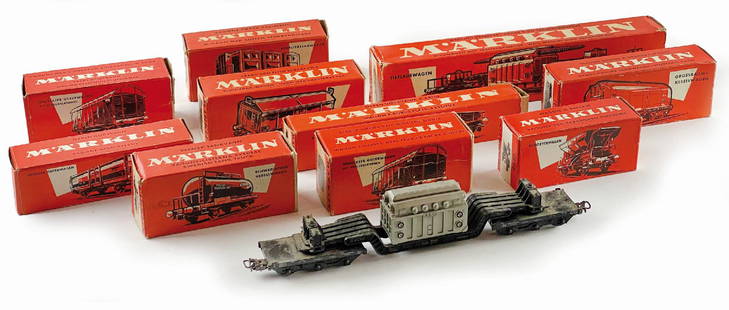 Collezione Trenini Marklin: Lotto composto da 4 locomotive, 21 vagoni in confezione e 45 scatole contenenti personaggi ed accessori da diorama delle ditte: Preiser, Merten, Faller, Busch. Anni '50-'60. Trenini non giocati,