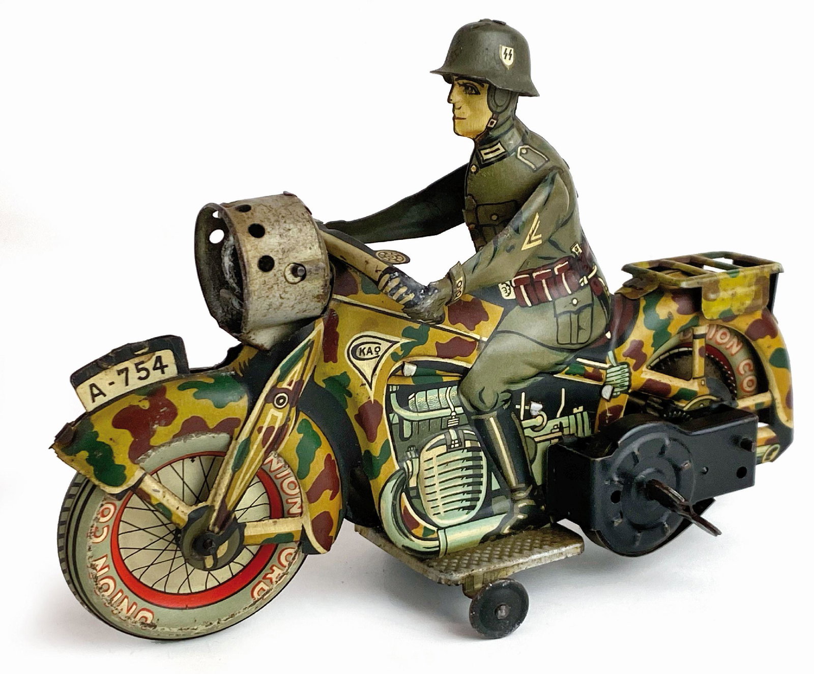 Motocicletta A - 754 con soldato tedesco: Ditta CKAO (Arnold), Germania, anni '30. Modello in latta litografata. Lunghezza cm 19x13. A molla con alberino che trasmetteva il moto al faro per illuminarlo con una pietrina (mancante pietrina e ve