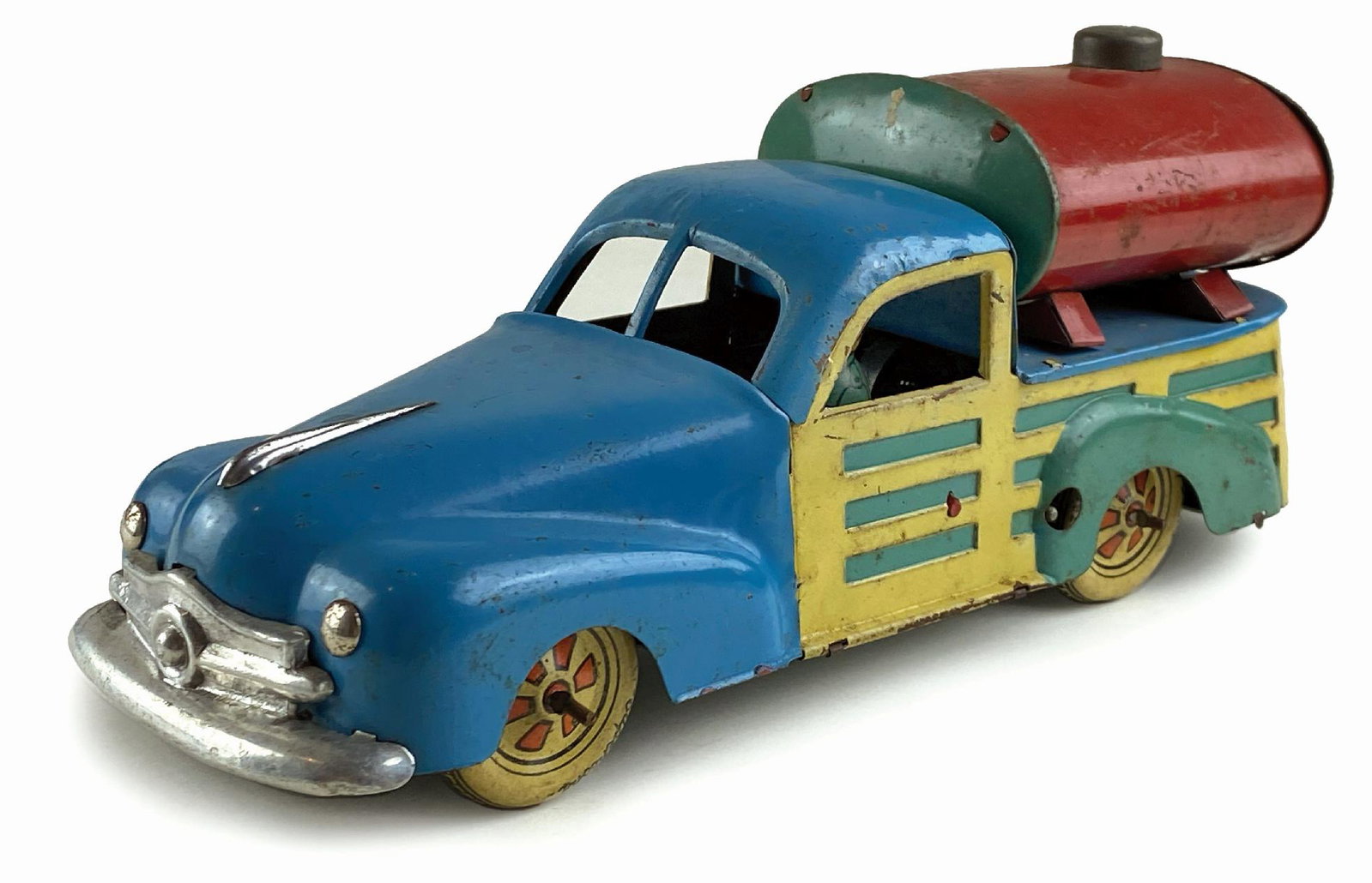 Camion con cisterna Lima VI 307: Ditta Lima, Italia, anni '50. Latta serigrafata. Cm 20,5x7x9. Meccanismo a molla funzionante. Minima scalfittura alla vernice della cisterna, complessivo buono stato. ENG Ditta Lima, Italy, 1950s. Lit