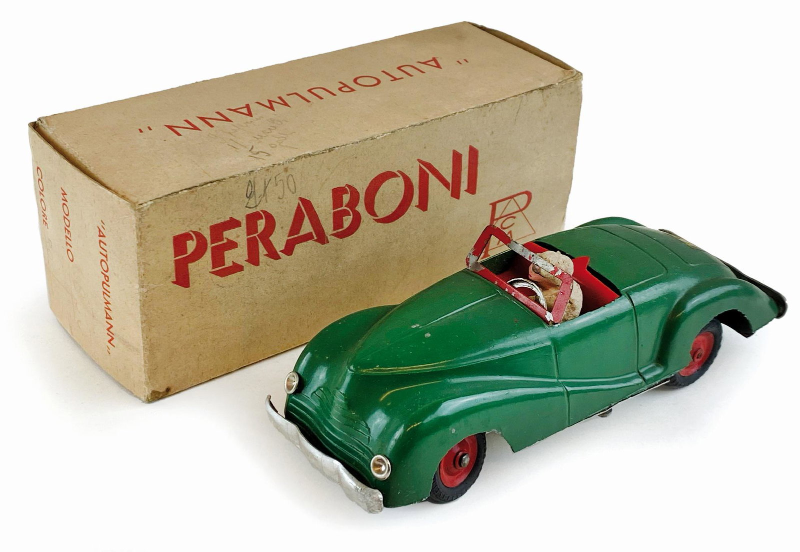 Auto da corsa Peraboni: Ditta Peraboni, Italia, anni '50. Modello in latta verniciata. Cm 17x6x6. Meccanismo a molla, da verificare. Eccellente stato in scatola originale Peraboni “Auto Pullman”, completa di chiavetta or