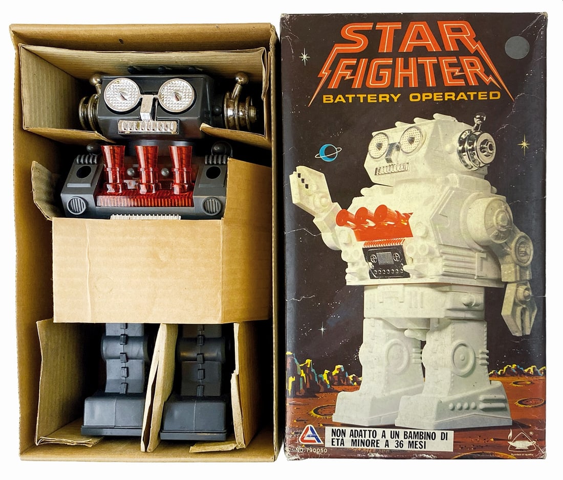 STAR FIGHTER, STARRY ROBOT WHITE AND RED (1 of 2)