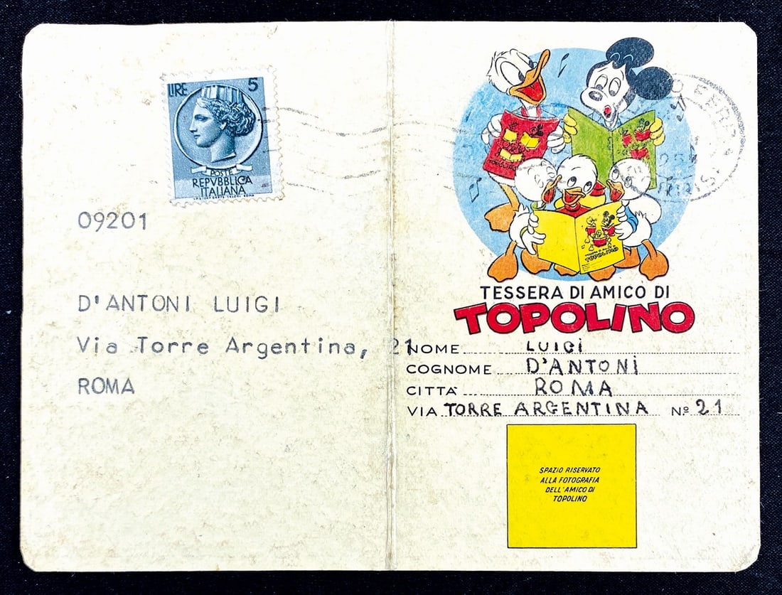 Tessera di Amico di Topolino Dopoguerra: Cartoncino, cm 10x6. Quattro ante. Intestata. Buono stato. ENG