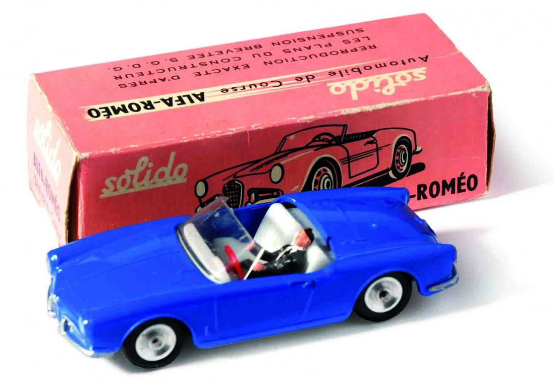 Solido Alfa Romeo Giulietta spider (1 of 1)