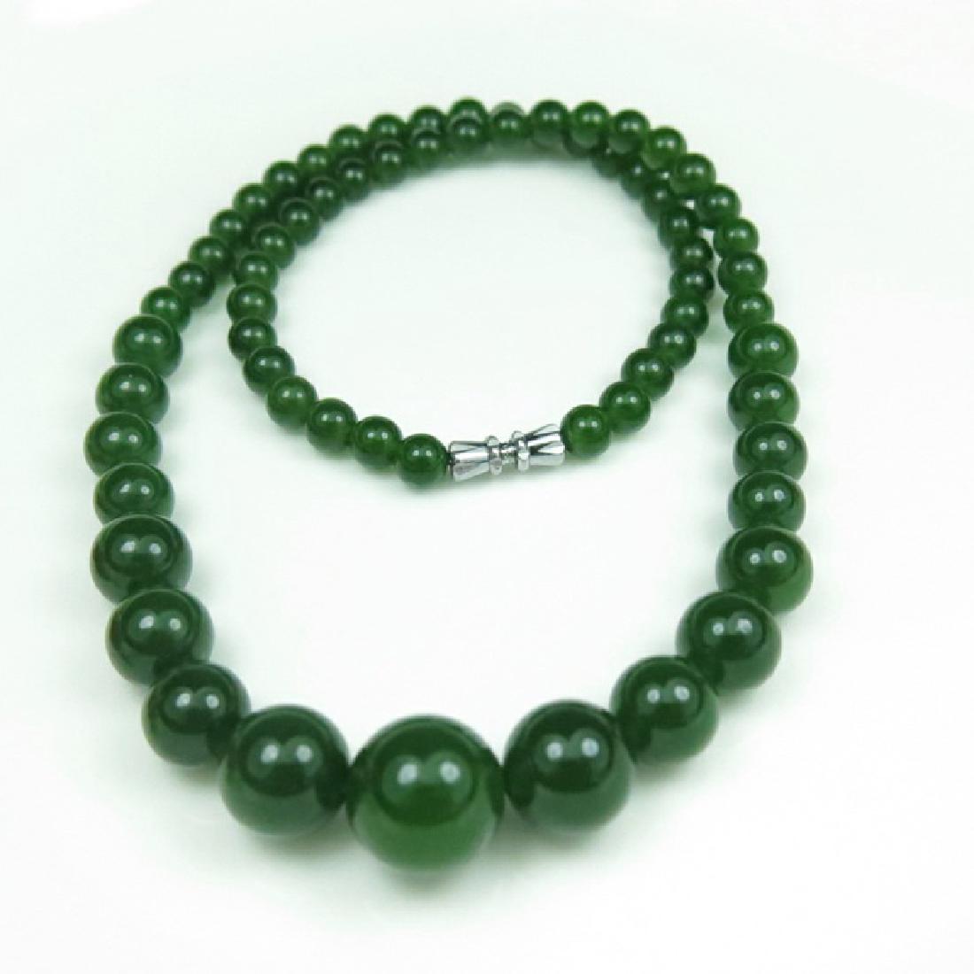 One Nice Green Jade Necklace (1 of 2)