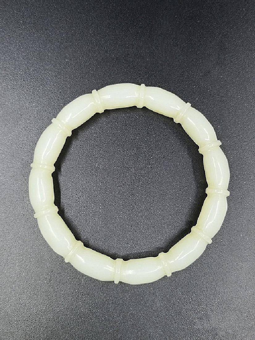 A Nice Antique White Jade Thumb Ring (1 of 4)